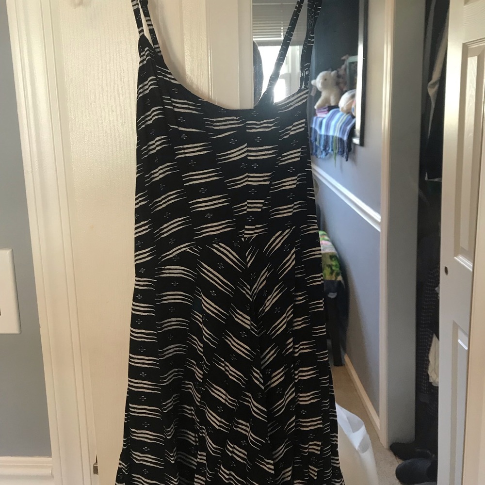 Black Pattern Midi Dress